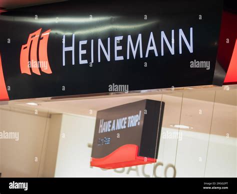 heinemann duty free vienna